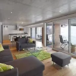 Sera Apartment *